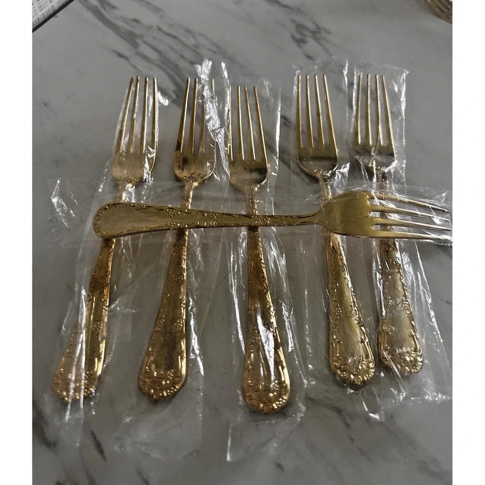 WM Rogers & Son Gold Plated Dinner Forks Lot of 6 Enchanted Rose 8